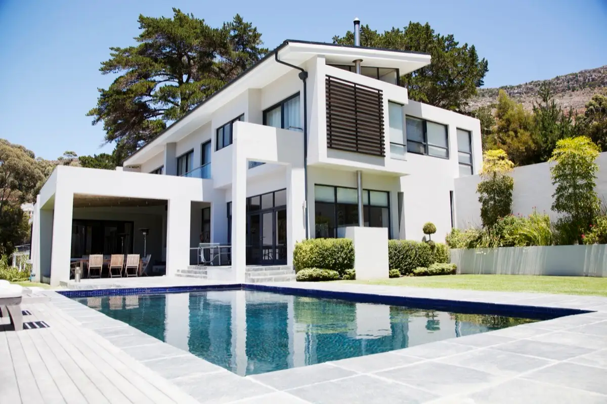 Modern home with pool in Perth northern suburbs